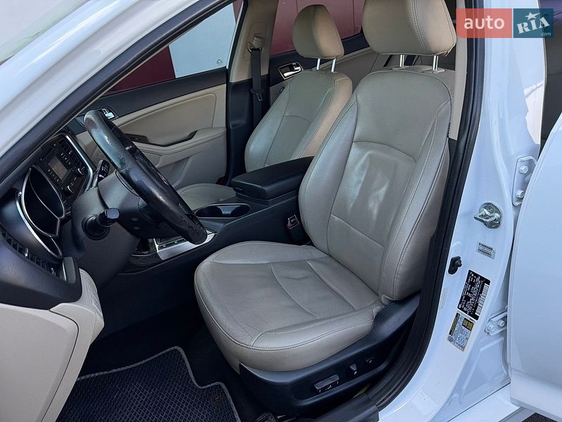 Седан Kia Optima 2015 в Дніпрі