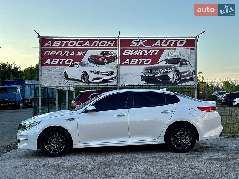 Седан Kia Optima 2017 в Києві