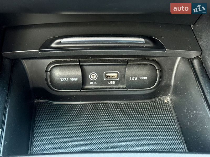 Седан Kia Optima 2017 в Києві