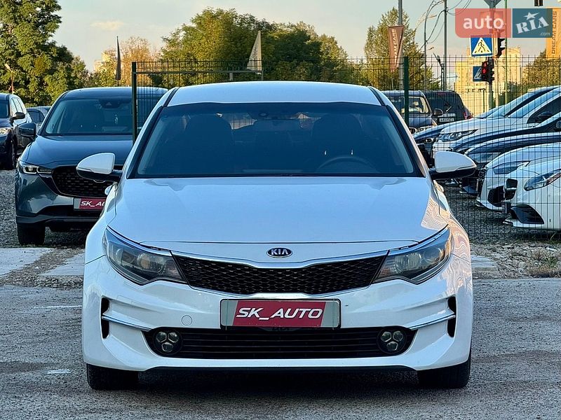 Седан Kia Optima 2017 в Києві