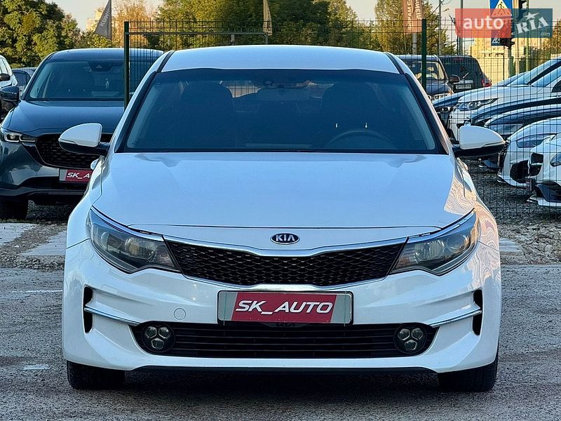 Седан Kia Optima 2017 в Києві