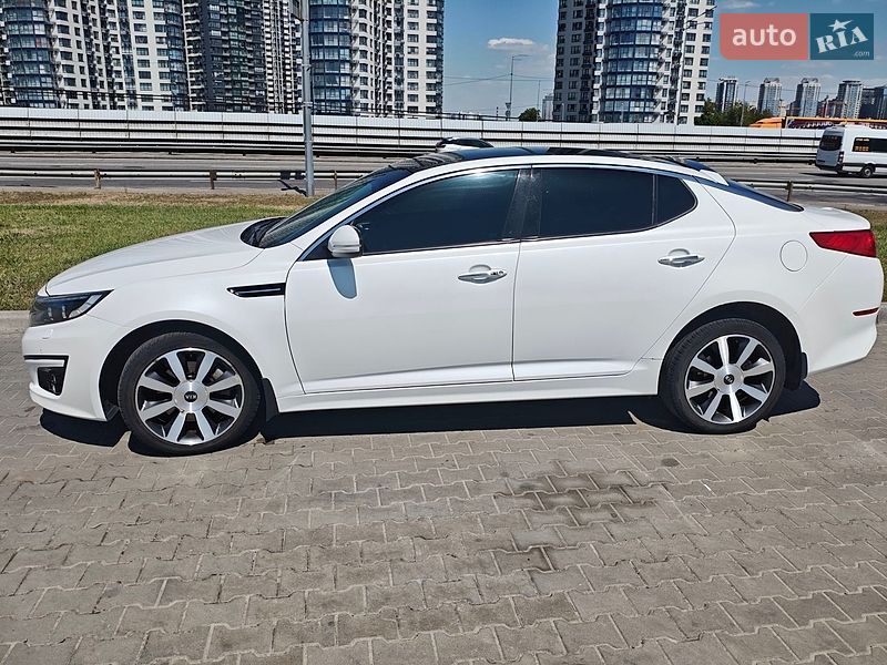 Седан Kia Optima 2014 в Киеве