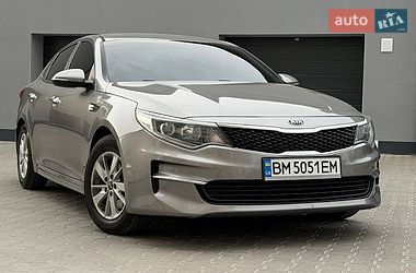Седан Kia Optima 2016 в Тернополе