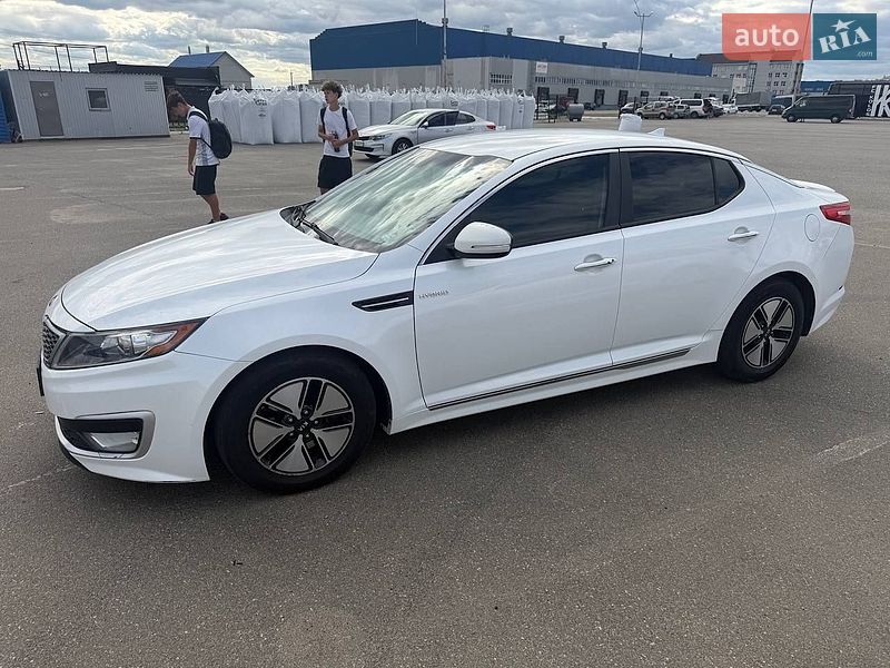 Седан Kia Optima 2013 в Києві