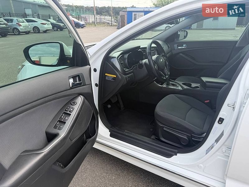 Седан Kia Optima 2013 в Києві