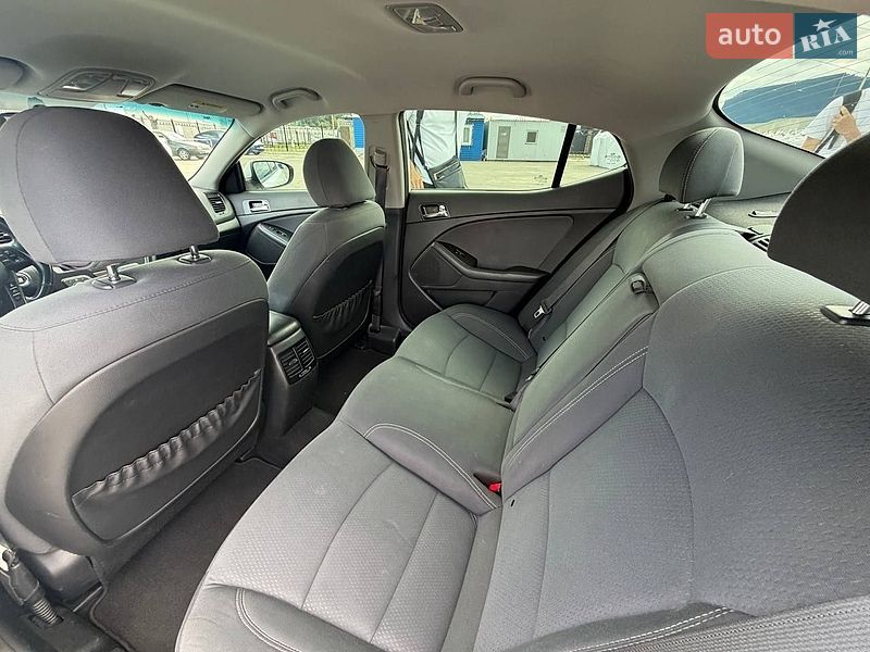 Седан Kia Optima 2013 в Києві