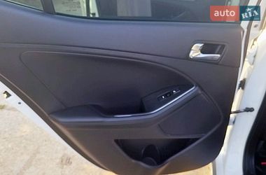 Седан Kia Optima 2014 в Одесі
