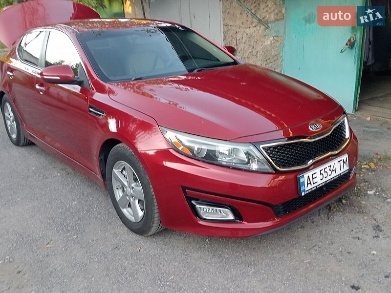 Седан Kia Optima 2014 в Кривом Роге