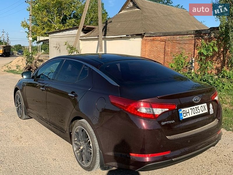 Седан Kia Optima 2011 в Одесі
