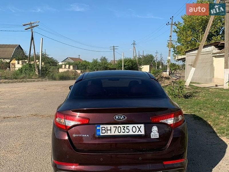 Седан Kia Optima 2011 в Одесі