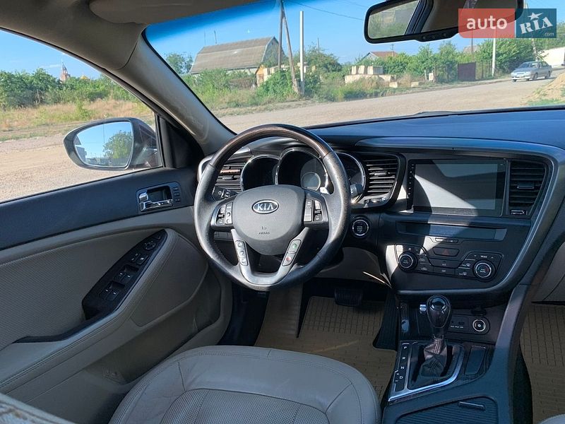 Седан Kia Optima 2011 в Одесі