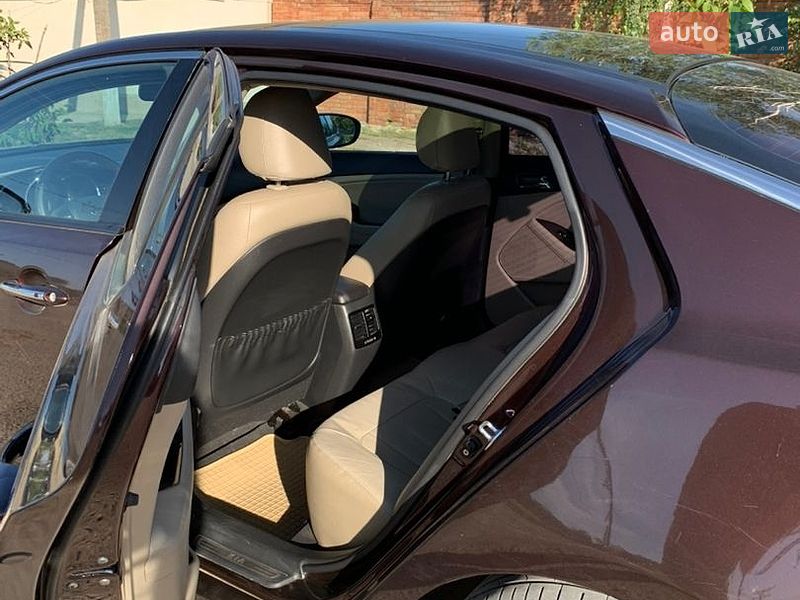 Седан Kia Optima 2011 в Одесі
