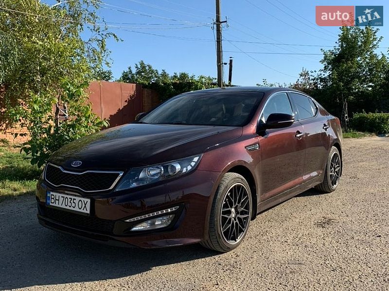 Седан Kia Optima 2011 в Одесі