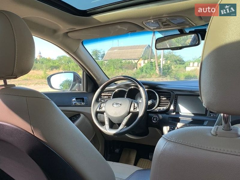 Седан Kia Optima 2011 в Одесі