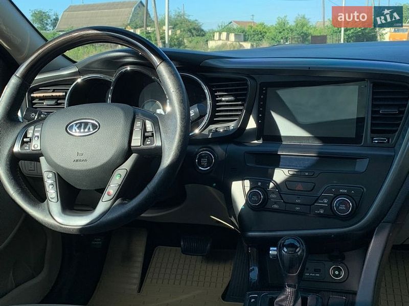 Седан Kia Optima 2011 в Одесі