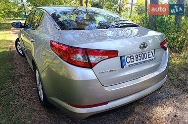 Седан Kia Optima 2012 в Лубнах