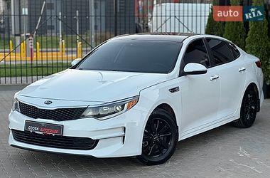 Седан Kia Optima 2016 в Києві