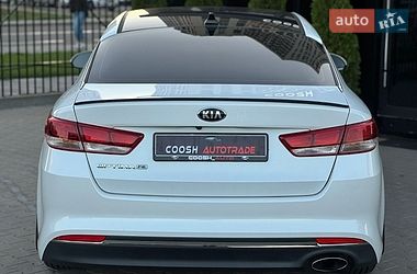 Седан Kia Optima 2016 в Киеве