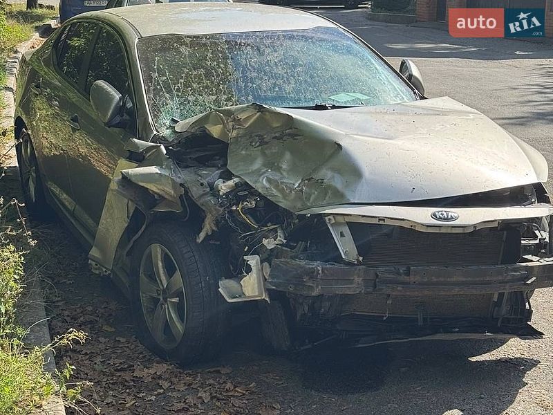 Седан Kia Optima 2015 в Києві