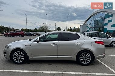 Седан Kia Optima 2012 в Южному