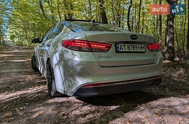 Седан Kia Optima 2016 в Івано-Франківську
