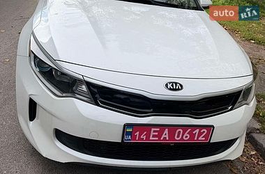 Седан Kia Optima 2016 в Киеве