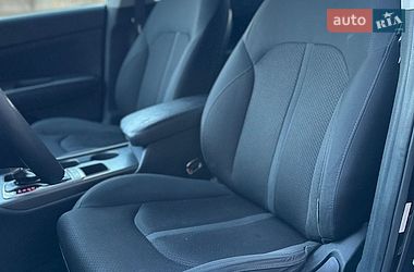 Седан Kia Optima 2016 в Святопетрівське