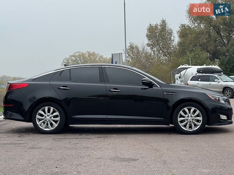 Седан Kia Optima 2015 в Каменском