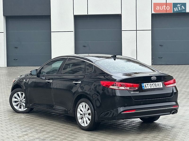 Седан Kia Optima 2018 в Тернополе