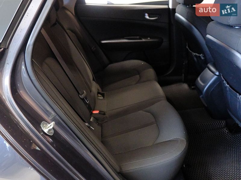 Седан Kia Optima 2017 в Одессе