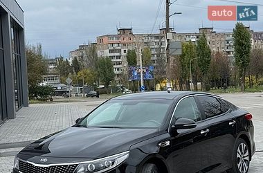 Седан Kia Optima 2016 в Кривом Роге