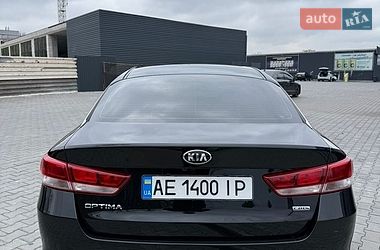 Седан Kia Optima 2016 в Кривом Роге
