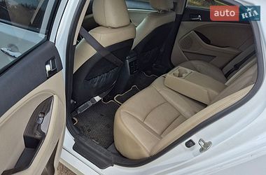 Седан Kia Optima 2013 в Харкові