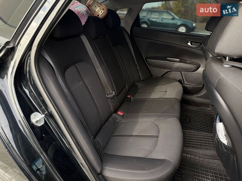 Седан Kia Optima 2016 в Рівному фото 29 Седан Kia Optima 2016 в Рівному
