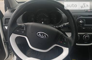 Хэтчбек Kia Picanto 2012 в Киеве