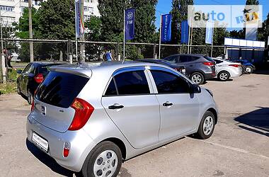 Хэтчбек Kia Picanto 2014 в Чернигове