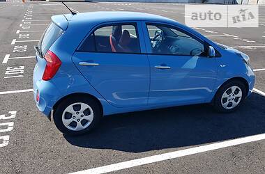 Хэтчбек Kia Picanto 2012 в Киеве