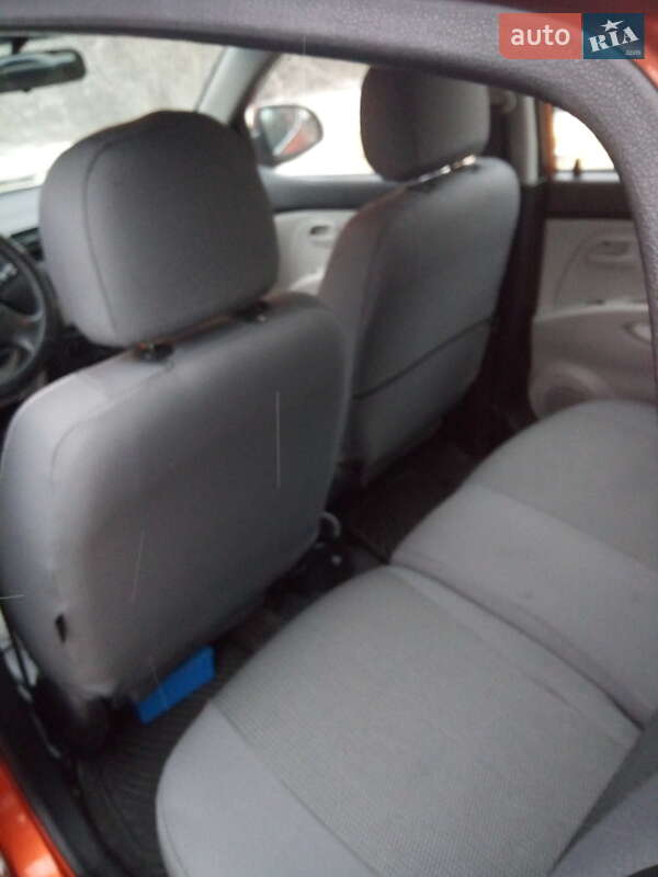 Хэтчбек Kia Picanto 2008 в Славянске