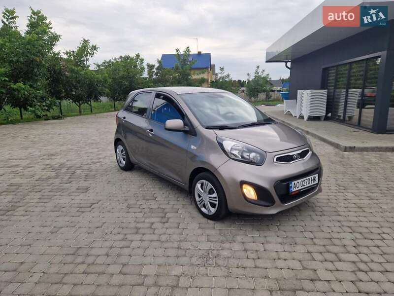 Хэтчбек Kia Picanto 2011 в Мукачево