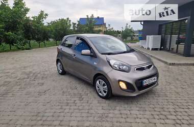 Хэтчбек Kia Picanto 2011 в Мукачево