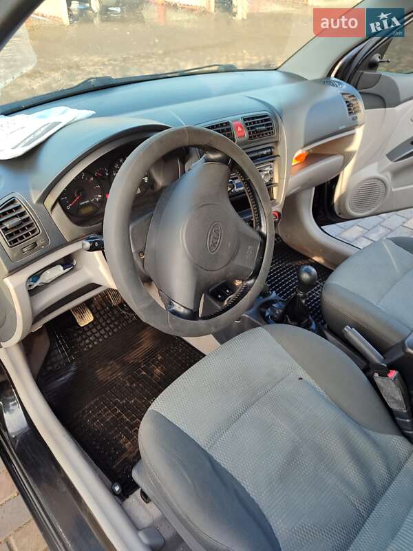 Хетчбек Kia Picanto 2004 в Івано-Франківську фото 2 Хетчбек Kia Picanto 2004 в Івано-Франківську