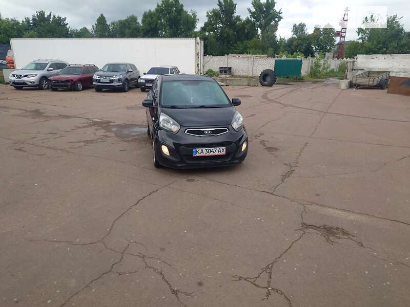 Хэтчбек Kia Picanto 2014 в Чернигове