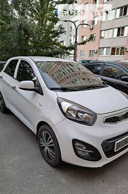 Хэтчбек Kia Picanto 2012 в Вышгороде