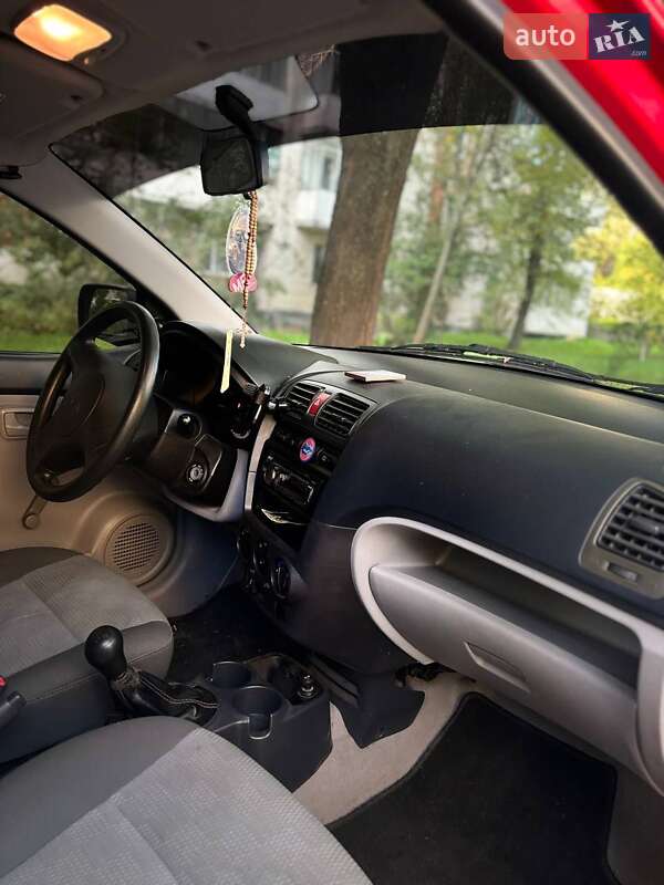 Хэтчбек Kia Picanto 2005 в Хмельницком