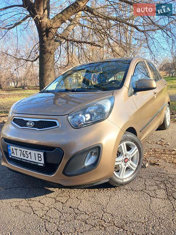 Хэтчбек Kia Picanto 2011 в Запорожье