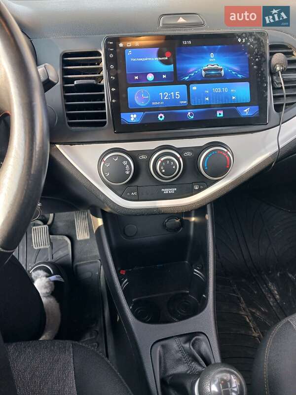 Хэтчбек Kia Picanto 2011 в Запорожье