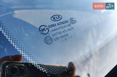 Хэтчбек Kia Picanto 2011 в 