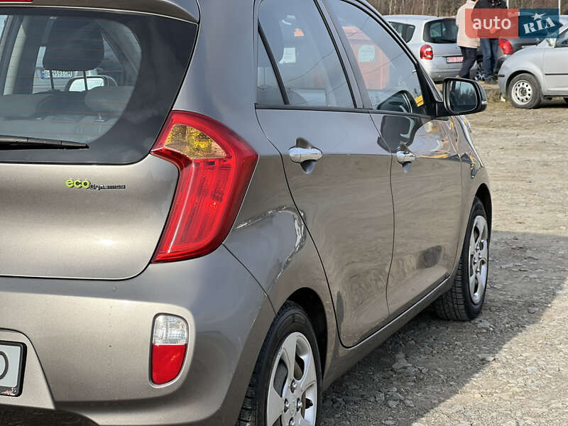 Хэтчбек Kia Picanto 2012 в Львове