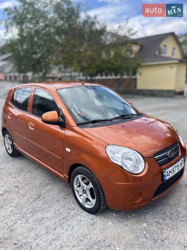 Хэтчбек Kia Picanto 2008 в Звягеле фото 5 Хэтчбек Kia Picanto 2008 в Звягеле