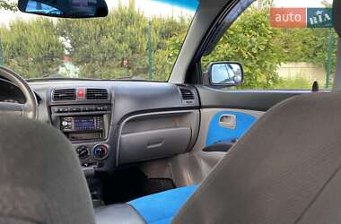 Хэтчбек Kia Picanto 2007 в 